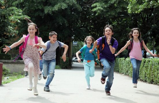 kids running to school